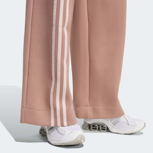 Spodnie damskie adidas Off Placed 3-Stripes Wide JW3621