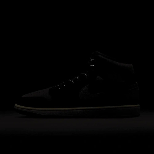 Buty sportowe męskie Nike Air Jordan 1 Mid SE IB7110-002
