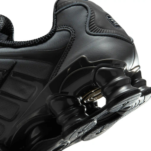 Buty sportowe męskie Nike Shox TL SE IQ6599-002
