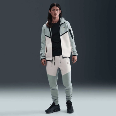 Spodnie męskie Nike Tech HV0959-020