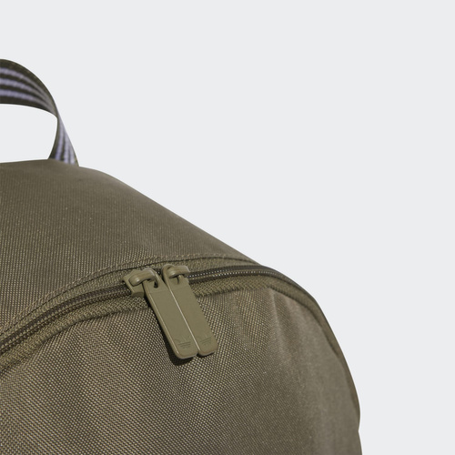 Plecak adidas Adicolor (21,1 L) IX7460