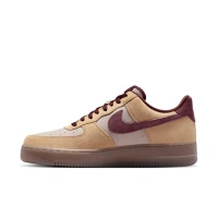 Buty sportowe męskie Nike Air Force 1'07 IQ3408-286