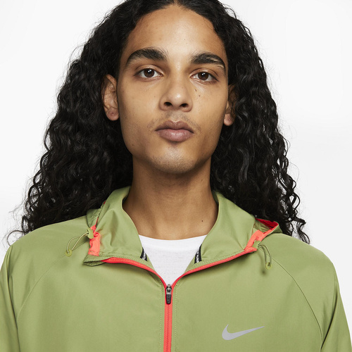 KURTKA MĘSKA NIKE SF MILER JKT HKNE DZ4634-334