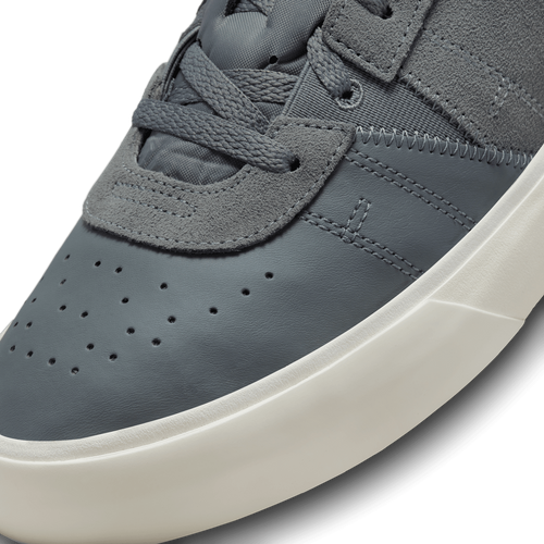 BUTY MĘSKIE NIKE JORDAN SERIES MID DA8026-002