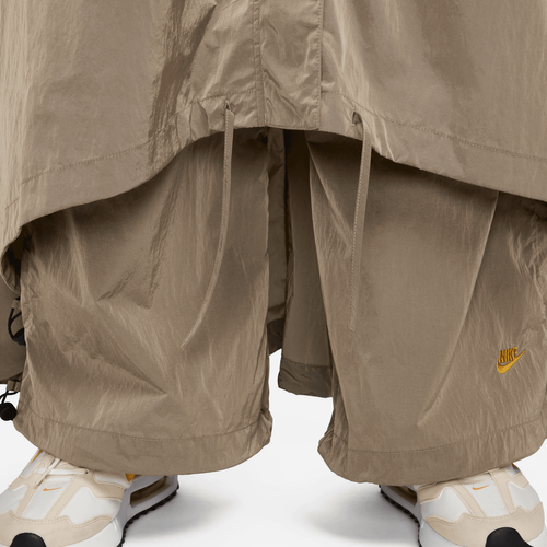 Kurtka damska Nike Sportswear Tech Pack FB8356-247