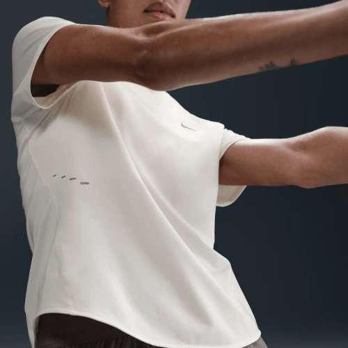 Koszulka damska Nike Swift HM9698-133