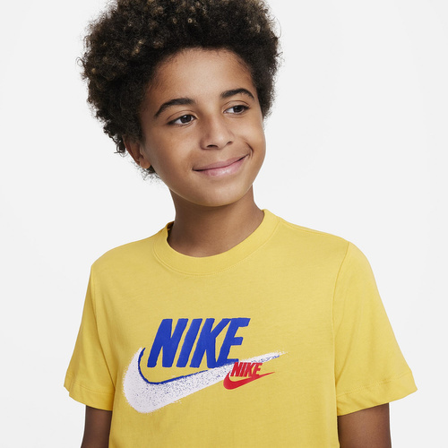KOSZULKA JUNIOR NIKE NSW SI SS TEE FD1201-709