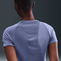 Koszulka damska Nike Swift HM9698-499