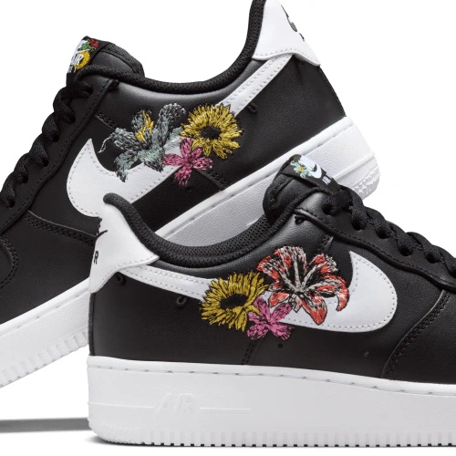 Buty sportowe damskie Air Force 1 '07 Premium IB6644-001