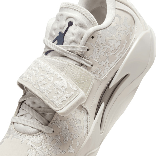 Buty męskie Jordan Zion 3 M.U.D. "Light Bone" SE FN1714-040