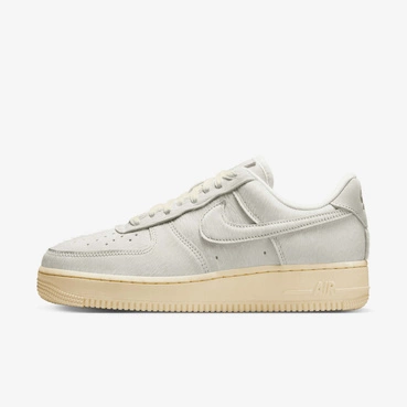 Buty damskie Nike Air Force 1 '07 II7398-100