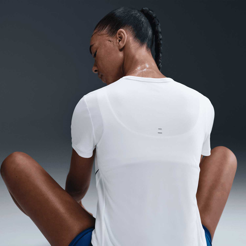 Koszulka damska Nike Tempo Swoosh HV2772-100