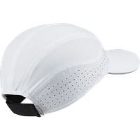 CZAPKA UNISEX NIKE AEROBILL TAILWIND BIAŁA BV2204-100